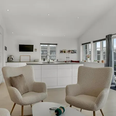 3 Bedroom Gorgeous In * Hornbæk