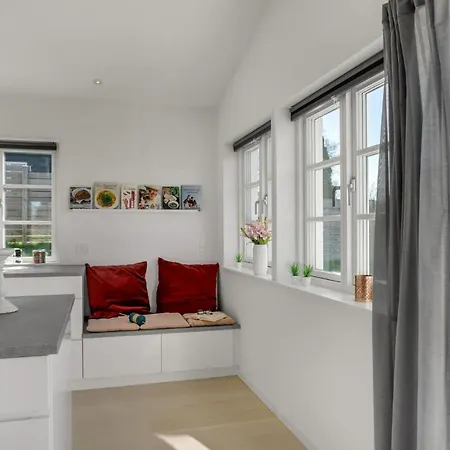 Feriehus 3 Bedroom Gorgeous In