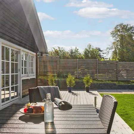 3 Bedroom Gorgeous In *